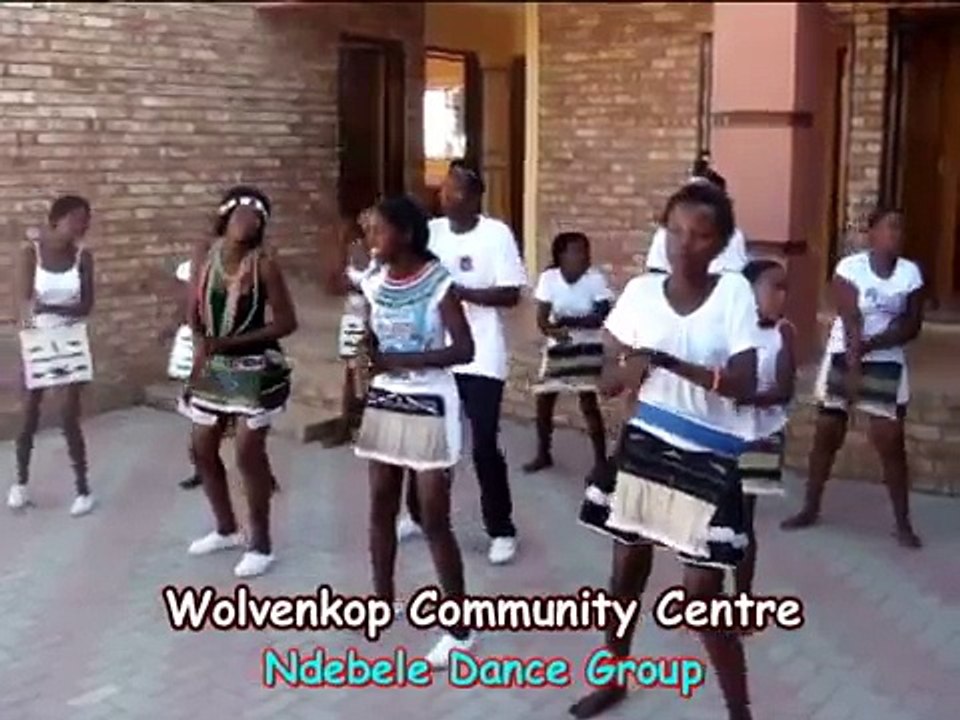 Wolvenkop Ndebele dance group