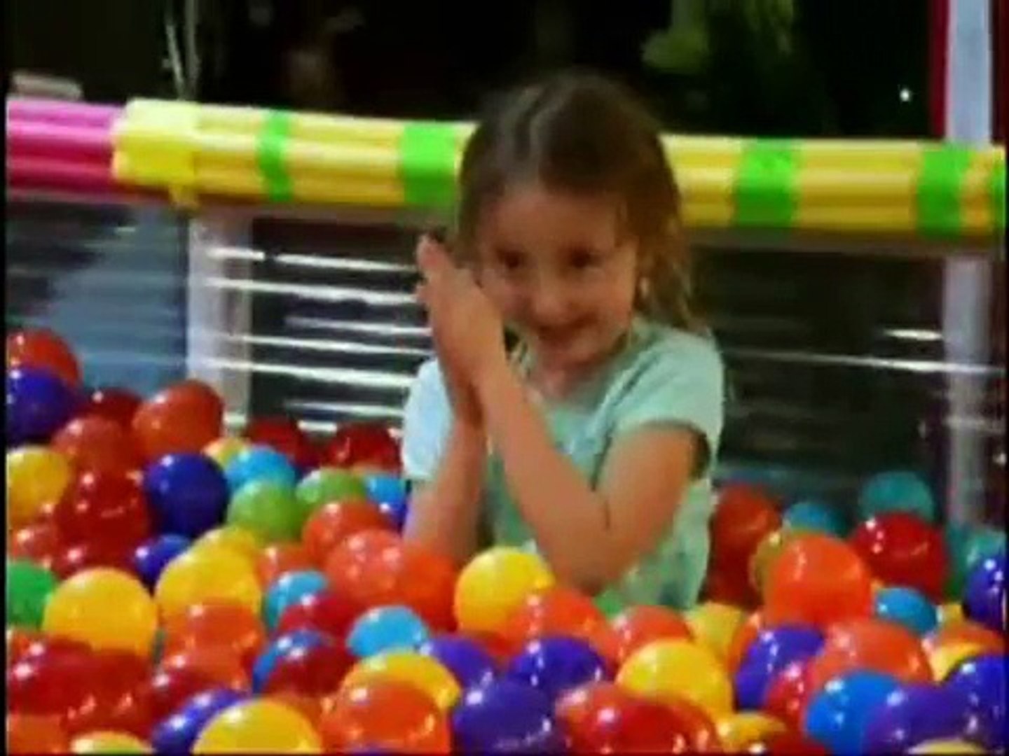 Noah Cyrus On Hannah Montana Video Dailymotion