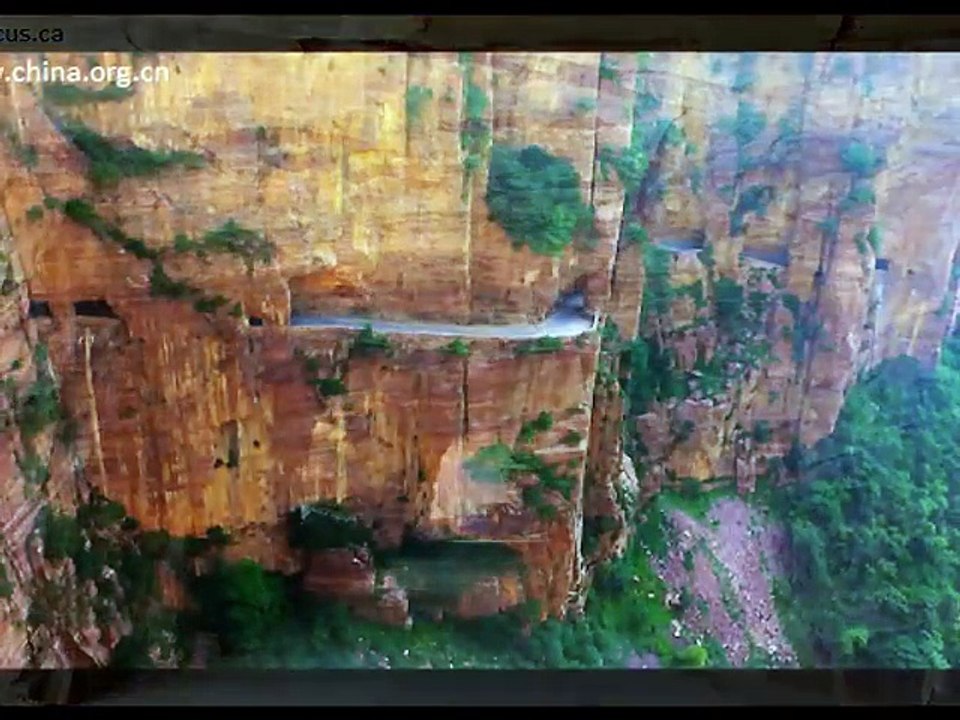 Roads and bridges with dangerous in the world - Les routes et les ponts avec dangereuse dans le monde.