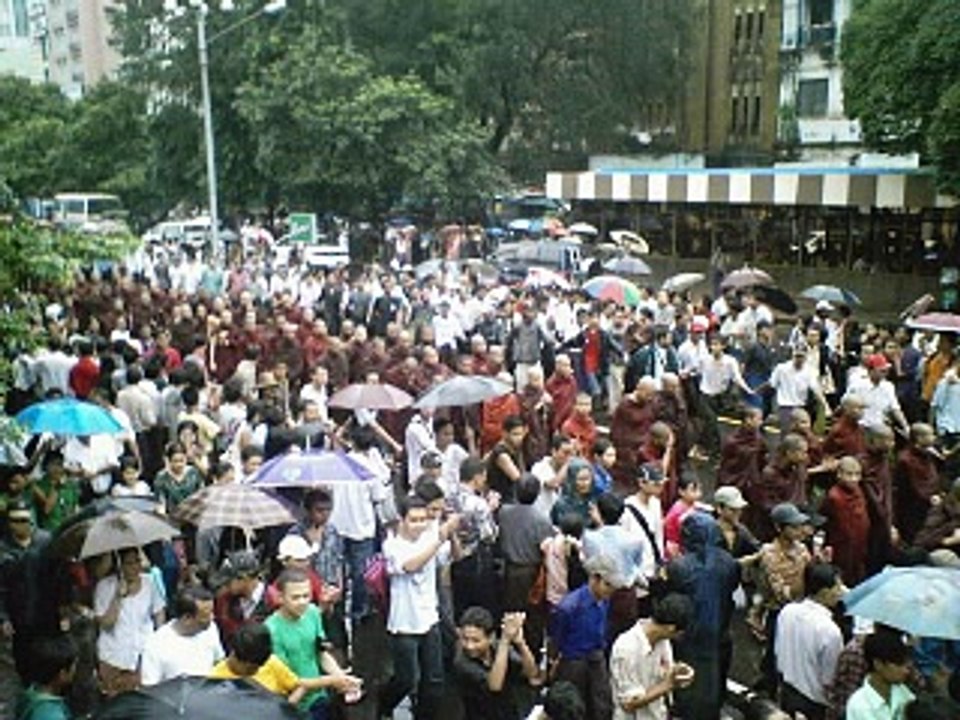 Myanmar (Burma) Mass Demonstration Photo Slide Show