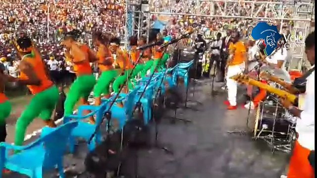 Concert de WERRASON organisé par le Past. MUKUNA : Chorégraphie des Danseuses et Lobeso met le feu au Stade