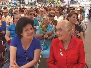 Muchacho: Ser madre en Venezuela es difícil