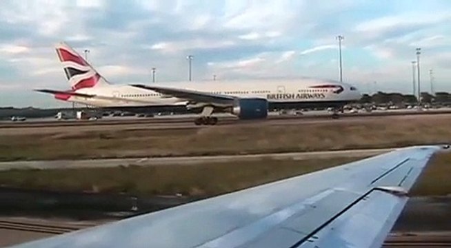 American Airlines MD-80 DFW Takeoff