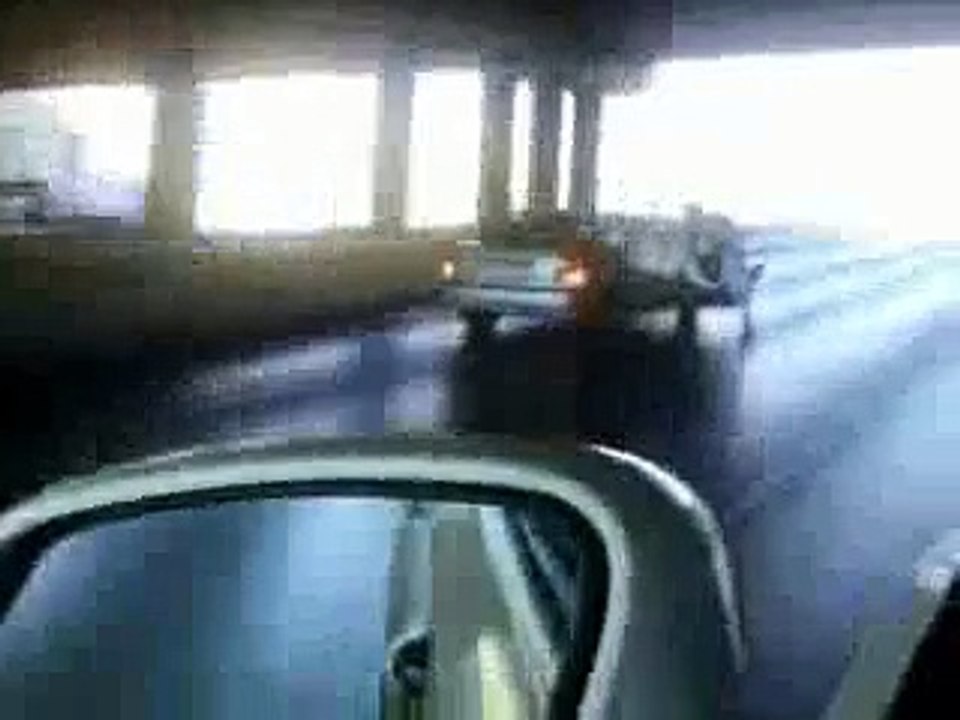 Saudi road skiting