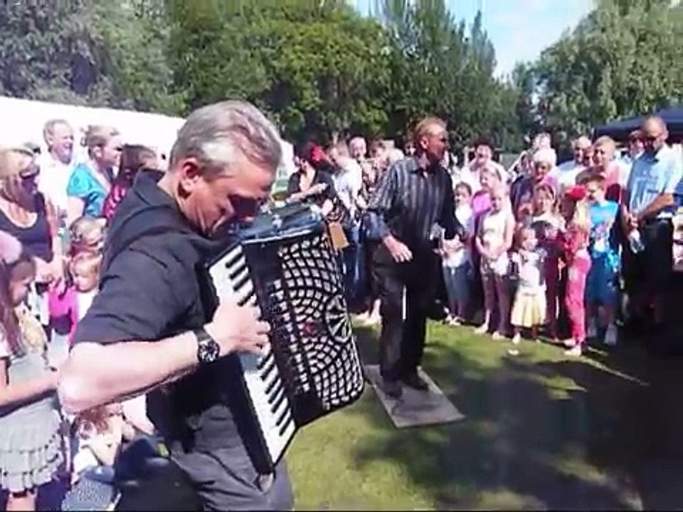 2010 Gypsy Romani Traveller History Month with the Gypsy Council.wmv