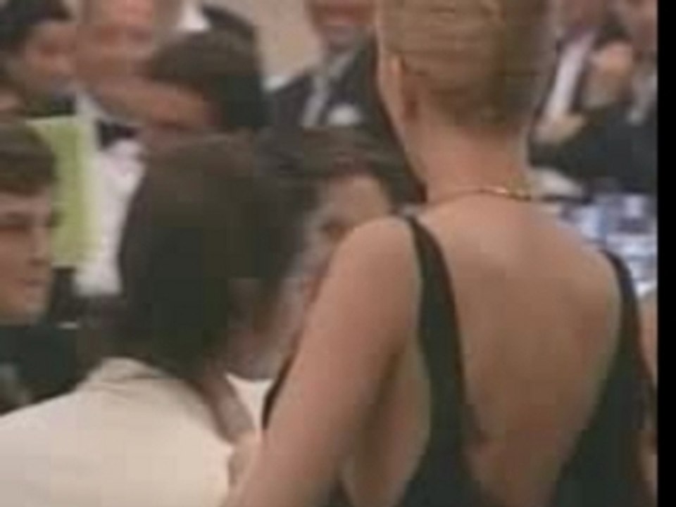 IDontLikeYouInThatWay.com - ScarJo 1