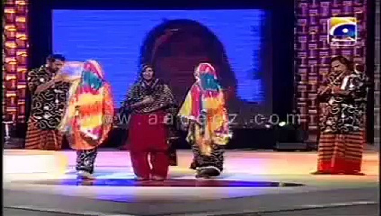 tribute to reshma by ATIF ASLAM lambi judai full vedio