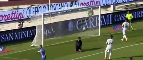 Juan Vargas fue capitán todo el partido en la victoria de Fiorentina en Serie A (VIDEO)