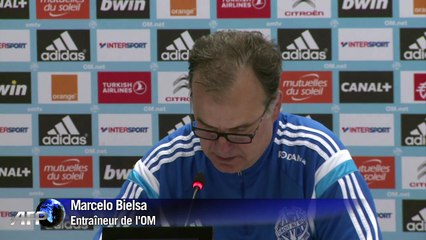 Foot: Marseille renverse Monaco et relance le suspense