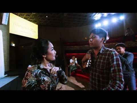 Jebraw & Naya Main di Galeri Indonesia Kaya