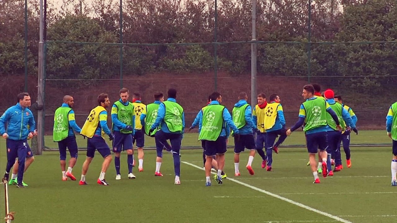 Wenger: 'So dicht wie möglich an Chelsea'