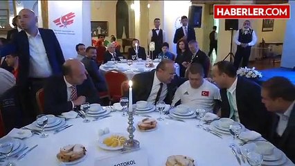 Türk Sporunun Altın Kalpleri, Engelleri Sporla Aşıyor" Ödül Töreni - Akdoğan