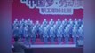 Une scène s'effondre sous le poids de 80 chanteurs en Chine, faisant 8 blessés