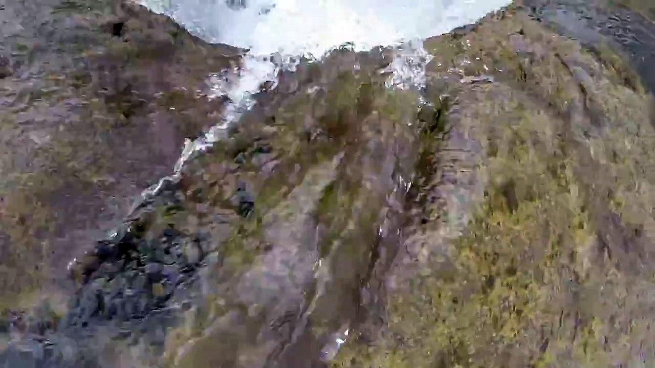 Tous les ans, ce lac disparaît, aspiré dans un trou