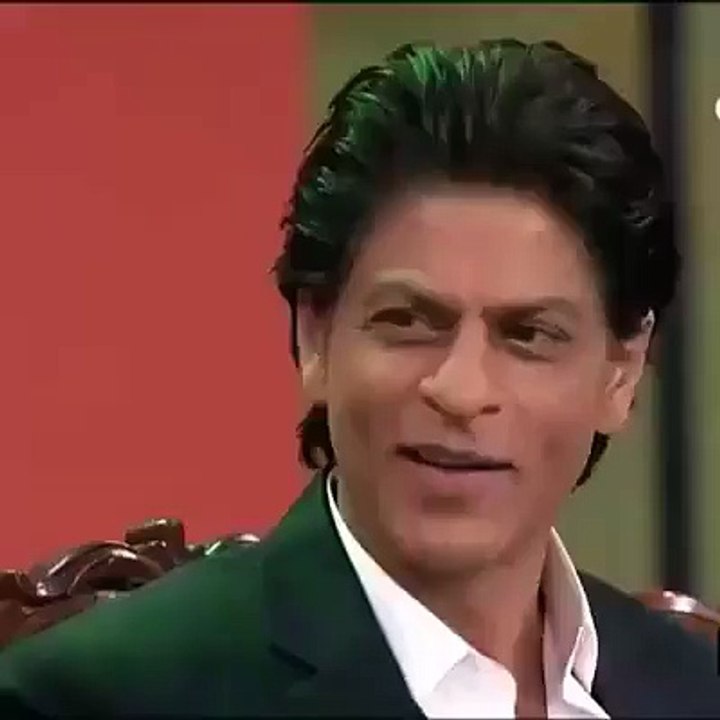 srk يقلد كاجول