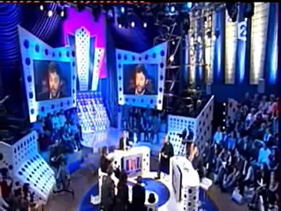 GUILLON DÉTRUIT ZEMMOUR  un momment culte