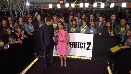 PITCH PERFECT 2 - World Premiere Video [Full HD] (Anna Kendrick, Rebel Wilson)