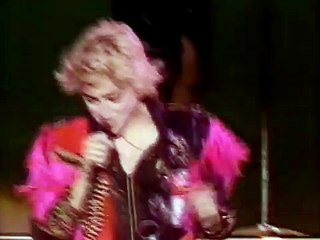 Madonna           Into The Groove (Live)