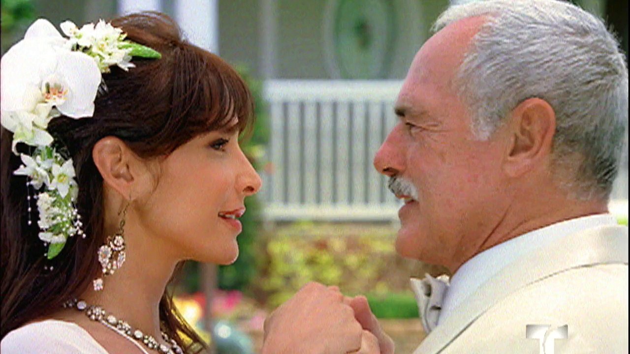 Mario Cimarro en El Cuerpo del Deseo