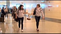 Dünya Şampiyonu Eczacıbaşı Vitra İstanbul'a Döndü