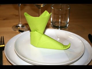 Origami - Serviette botte de lutin - Pixie Boots [Senbazuru]