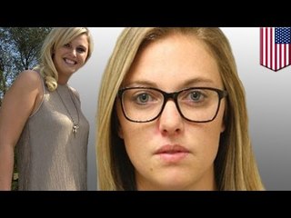 Profesora de biología es arrestada luego de enviarle fotos desnuda a un estudiante menor de edad
