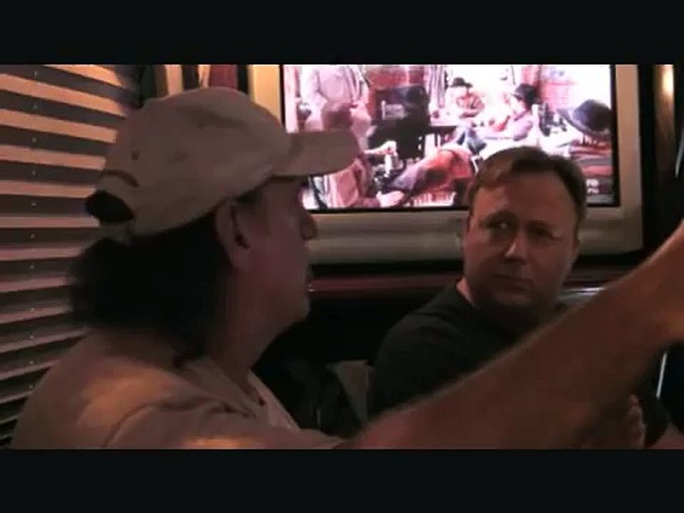 Willie Nelson & Jesse Ventura Compare 9/11 and the JFK Assasination