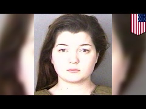 Mujer ataca al hombre con que tuvo relación en línea por 2 años la primera vez que lo vio en persona