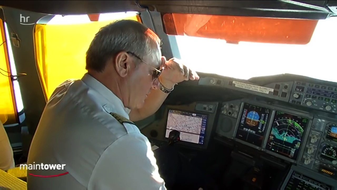 Abschiedsflug von Jürgen Raps (Teil 3) - maintower - hr-fernsehen