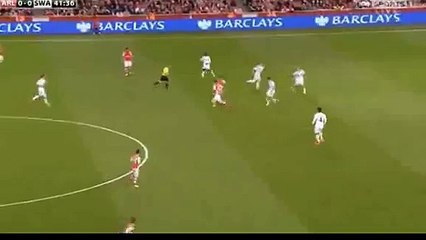Giroud Great Long Range Shot - Arsenal vs Swansea 11.05.2015