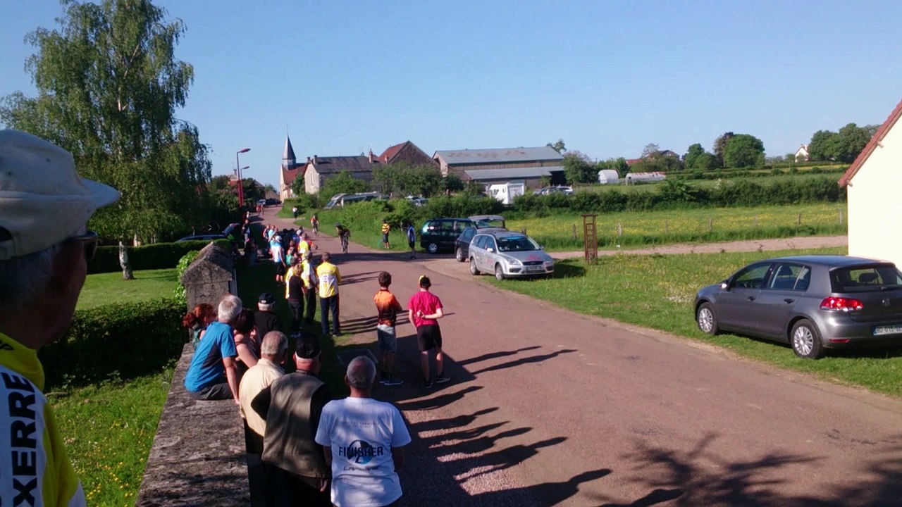 Arrivée des 1ère cat. Victoire de Sébastien THIERRY devant Robin CHEDAL