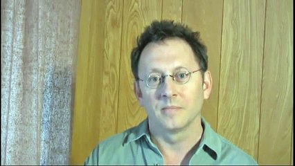 Michael Emerson speaks in support of Theatre Cedar Rapids