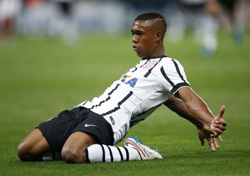 Tite rasga elogios a Malcom e diz que jovem pode atuar na quarta