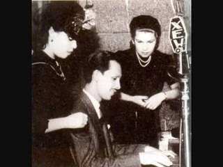 XEW    LA VOZ DE LA AMERICA LATINA DESDE MÉXICO