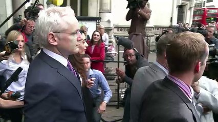 Suecia rechaza recurso de Julian Assange contra orden de arresto