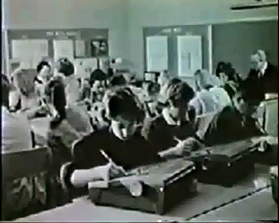 B.F Skinner. Teaching machine and programmed learning - video Dailymotion