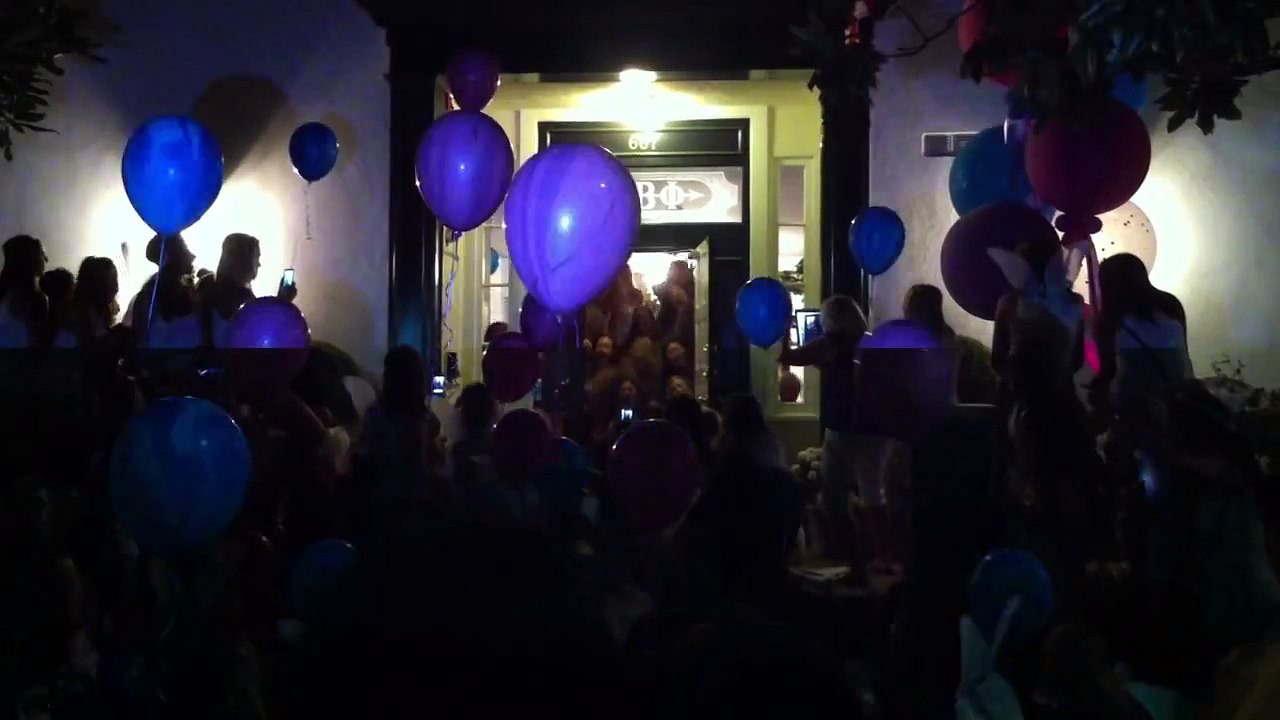 USC's Pi Beta Phi Rocks The Row