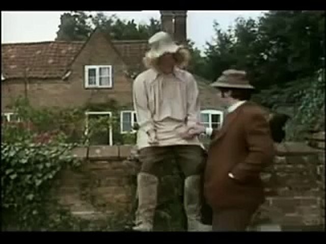 Monty Python - Village Idiots