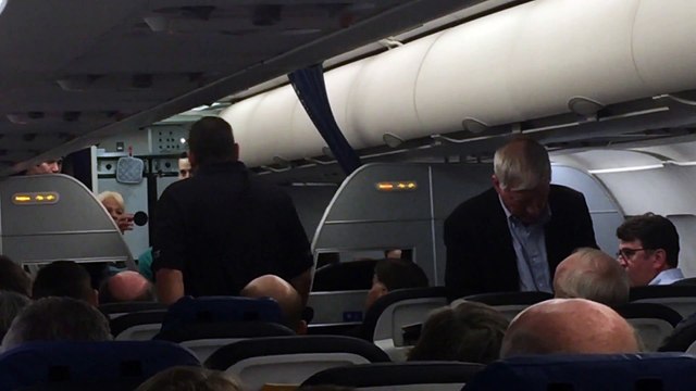 Famille virée d'un avion car leur fille est autiste : bravo United Airlines...