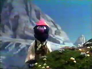 Sesame Street - Monsterpiece Theater "Room at the Top"