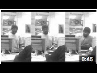 Un homme profite des chants de Noël pour braquer une banque