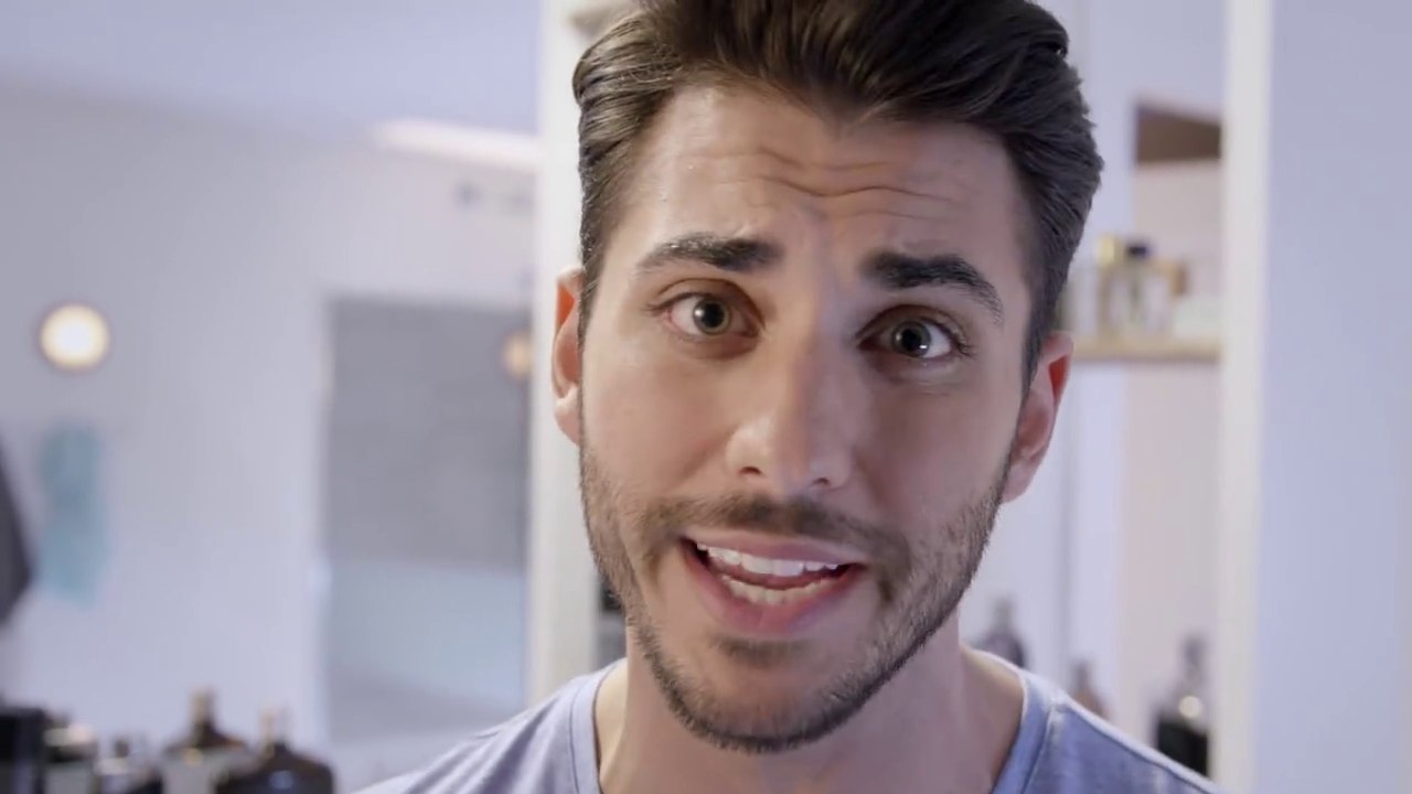 Tondre les parties intimes, la nouvelle PUB WTF de Philips