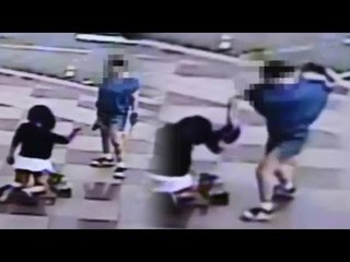 High school girl, dinisiplina ng ina sa harap ng maraming tao