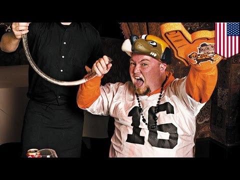 Rodzice – kibice zostawiają małe dzieci w domu i jadą na mecz.