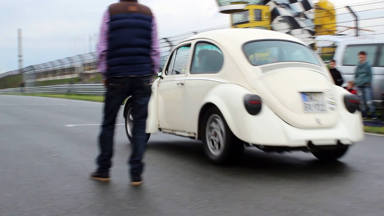 Dumbo gegen Audi TT RS Chemnitz 2015