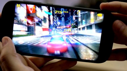 Análisis del móvil Yotaphone 2, único en su clase