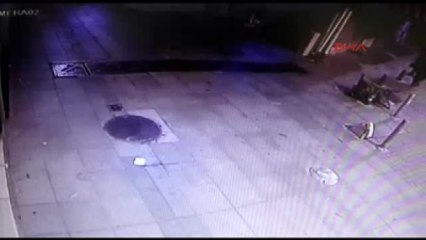 Kadıköy'de Bahadır Grammeşin'in Hayatını Kaybettiği Kavga Güvenlik Kamerasında