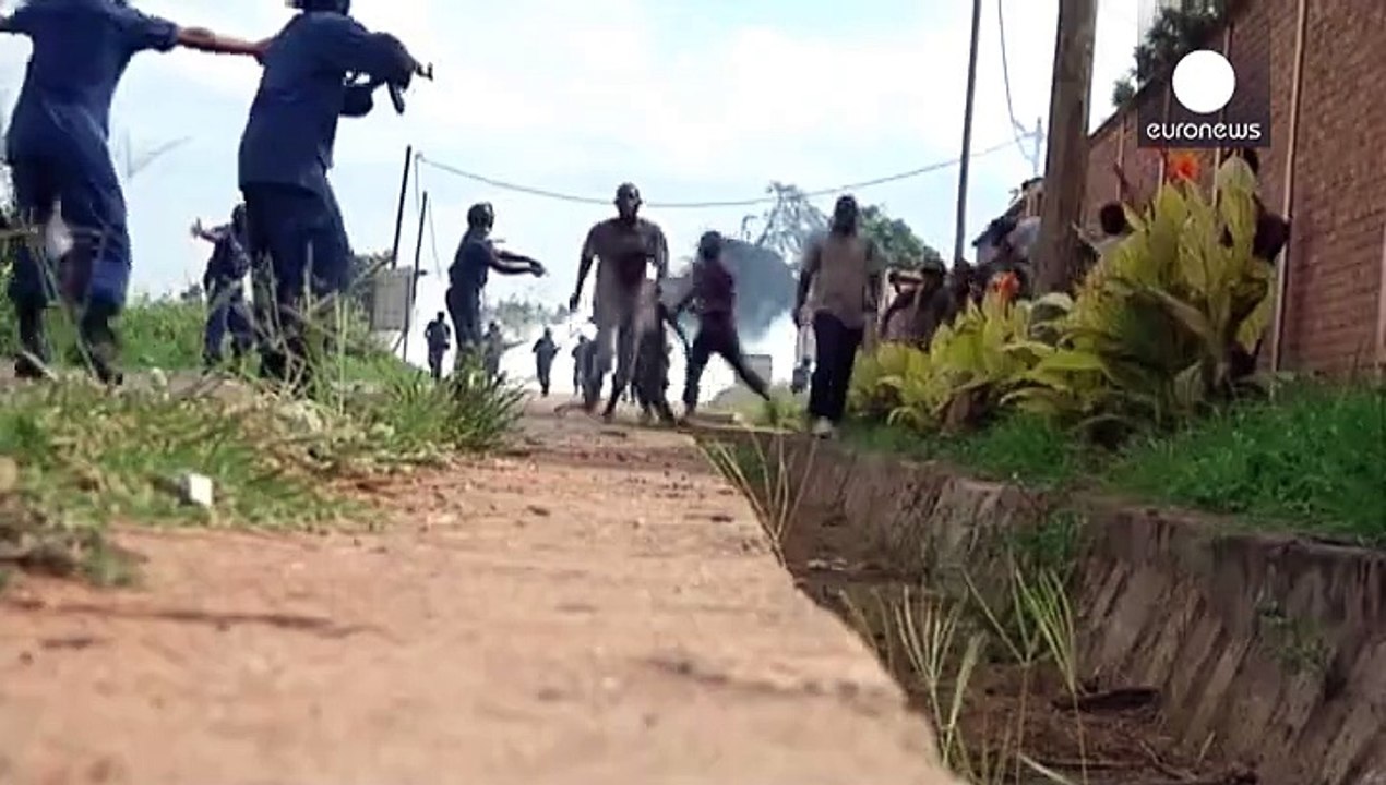 Burundi: nuove proteste, polizia spara su manifestanti