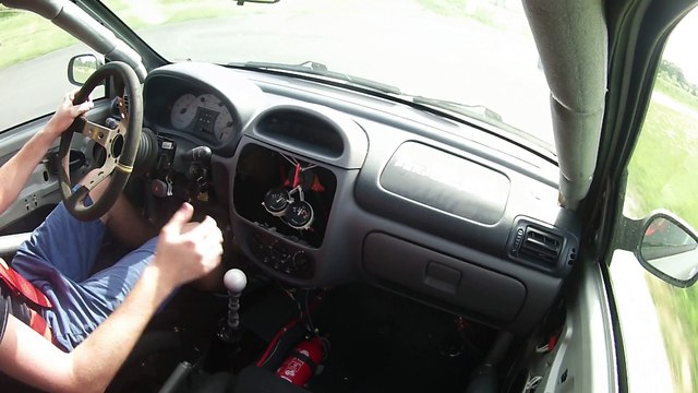 Circuit Fay de Bretagne - 11/05/2015 - Remake Manche Clio 2 RS Cup - A voir jusqu'au bout !