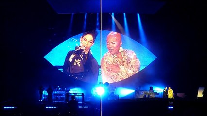 Prince - Nothing Compares 2 U Live @ Stade de France, Paris, 2011 HD